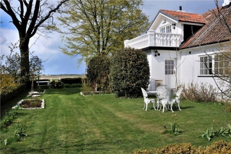 Romantična Kuća S Rustikalnim Detaljima Romantična Kuća S Rustikalnim Detaljima