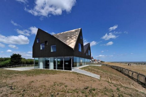 Neobična Moderna Vila Neobična Moderna Vila